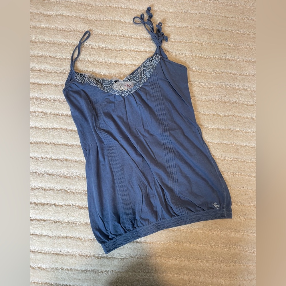 Vintage 2004 Abercrombie and Fitch Tank Top. Medium